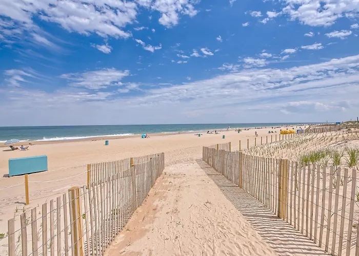 Direct Ocean Front 2 Bedroom In Flying Cloud With 2 Parking Spaces! Ferienhaus